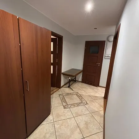 9-te Pietro Apartman *